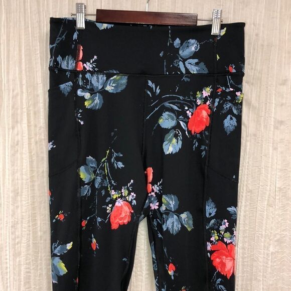 VS XL Essential Pocket Hi-Rise Crop Black Red Blue Pocket Legging - Picture 1 of 12